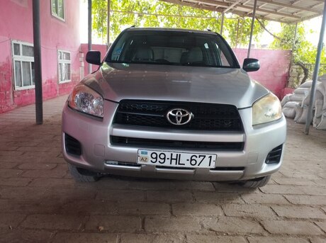 Toyota RAV4 2012