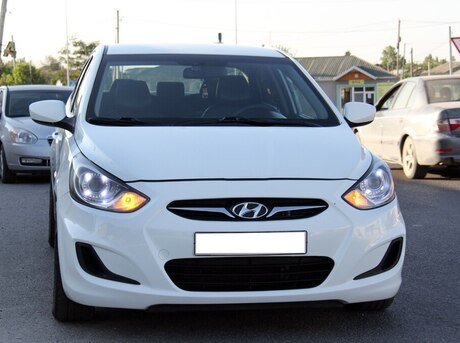Hyundai Accent 2013