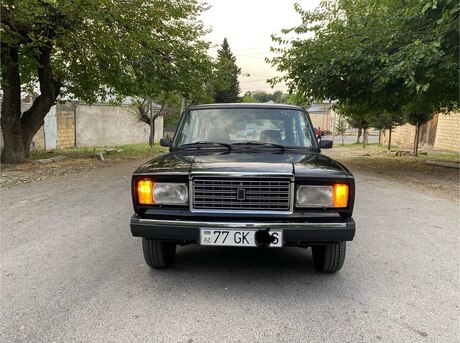 LADA (VAZ) 2107 2011