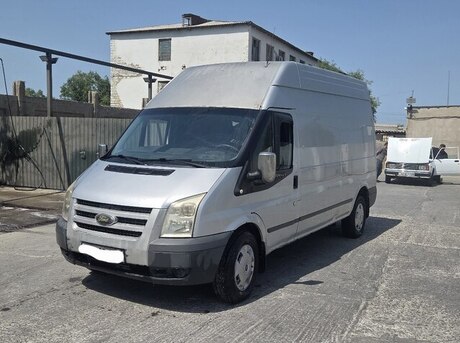 Ford Transit 2010