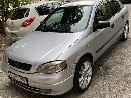 Opel Astra 1998