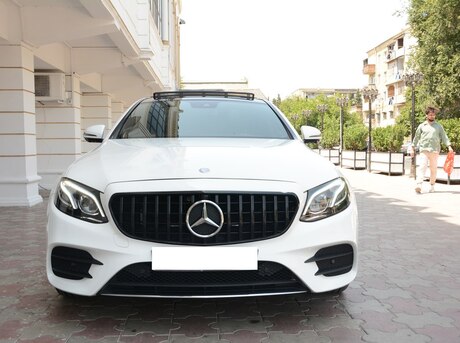 Mercedes E 300