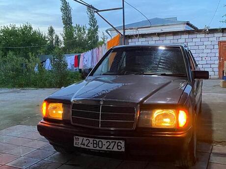 Mercedes 190 1993