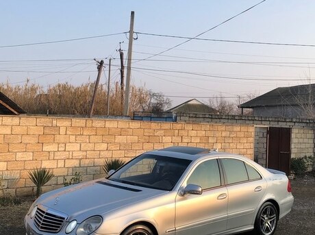 Mercedes E 220 d 2002