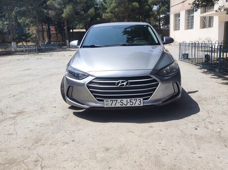 Hyundai Elantra 2017