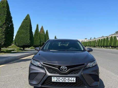 Toyota Camry 2017