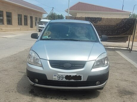 Kia Rio 2005