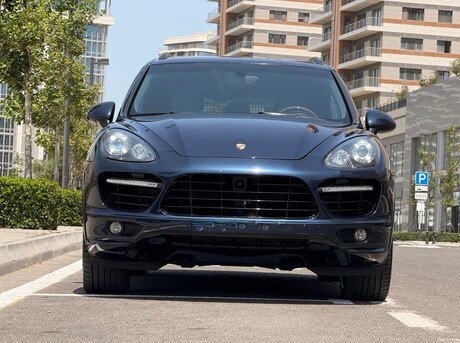 Porsche Cayenne 2011
