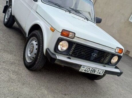 LADA (VAZ) Niva 2009