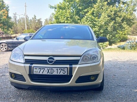 Opel Astra 2004