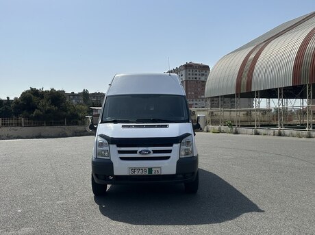 Ford Transit 2010