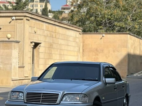 Mercedes C 230 1998