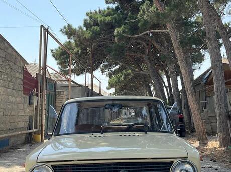 LADA (VAZ) 21011 1980