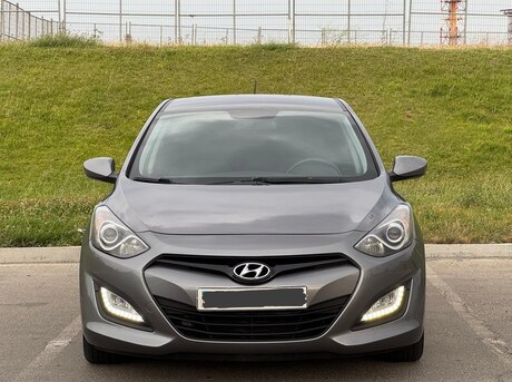 Hyundai i30 2012