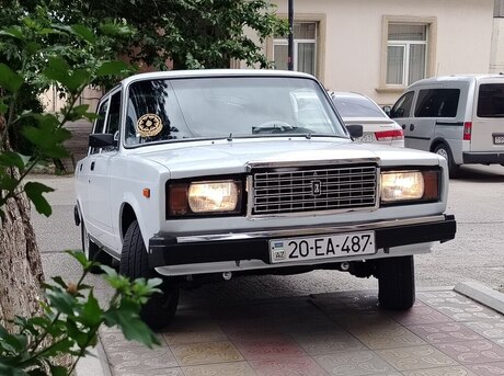 LADA (VAZ) 2107 2005