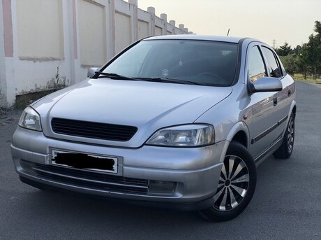 Opel Astra 1998