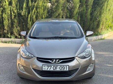 Hyundai Elantra 2013