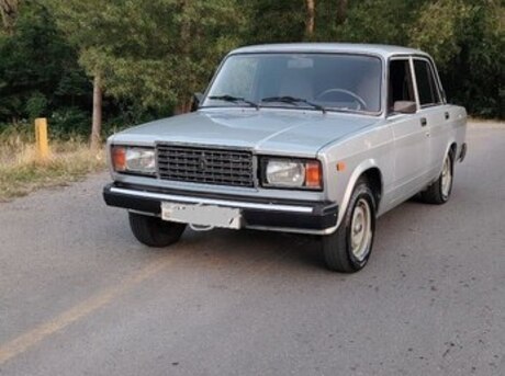 LADA (VAZ) 2107 2010