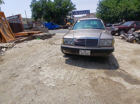 Mercedes 190 1992