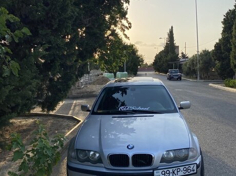 BMW 320 1999