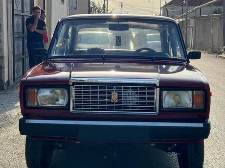 LADA (VAZ) 2107 2010