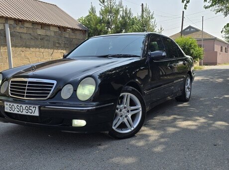 Mercedes E 280 2001