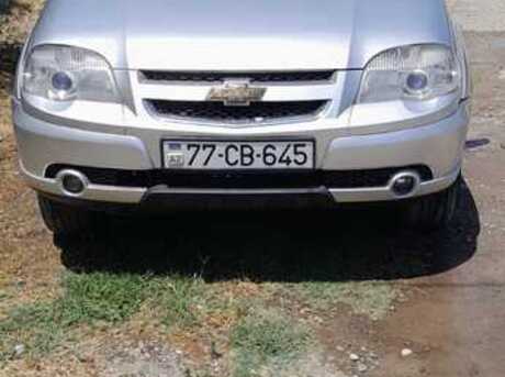 Chevrolet Niva 2012