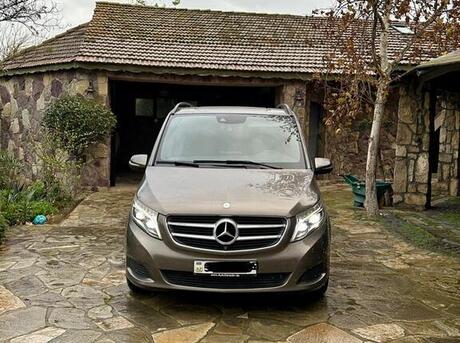 Mercedes V 250