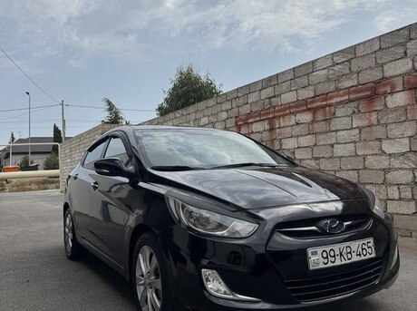 Hyundai Accent 2011