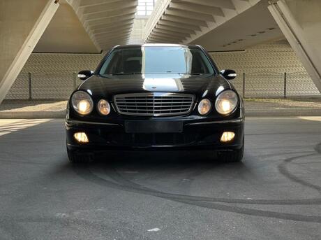 Mercedes E 240 2005
