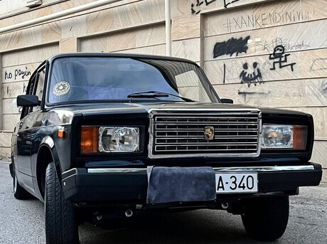 LADA (VAZ) 2107