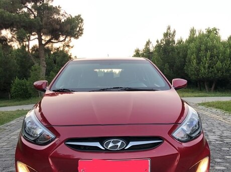 Hyundai Accent 2015