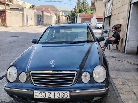 Mercedes E 320 2000