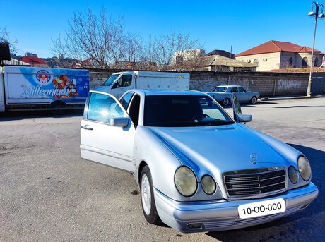 Mercedes E 240 1998