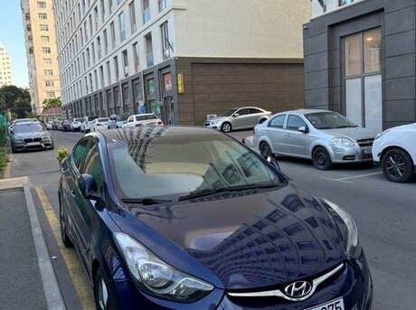 Hyundai Elantra 2013