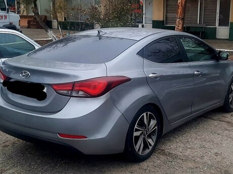 Hyundai Elantra 2014