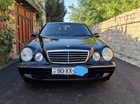 Mercedes E 270 2000