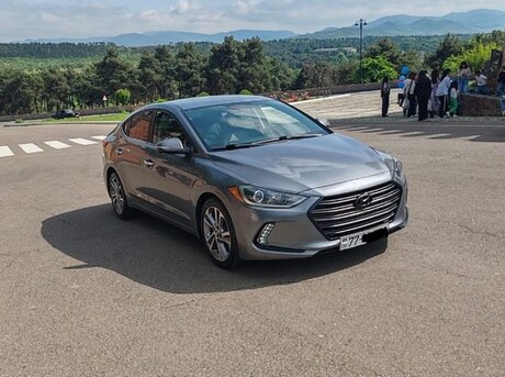 Hyundai Elantra