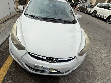 Hyundai Elantra 2011