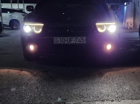 BMW 745