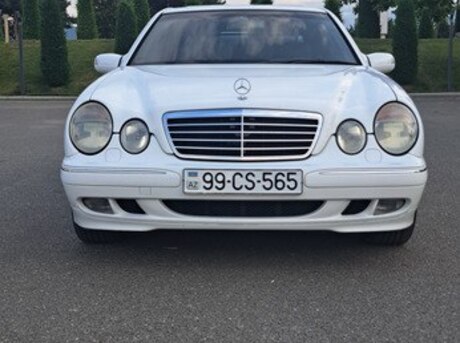 Mercedes E 240 2001