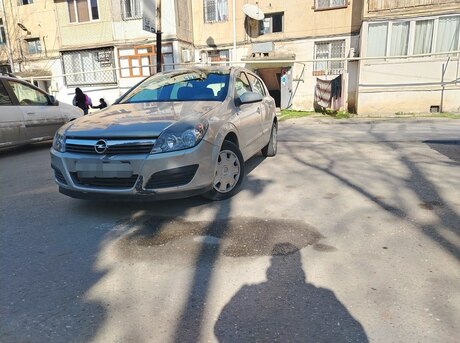Opel Astra 2008