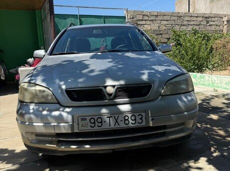 Opel Astra 2000