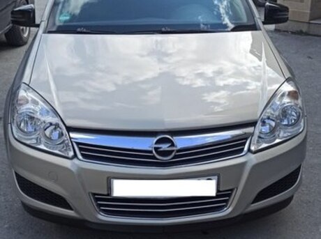 Opel Astra 2007