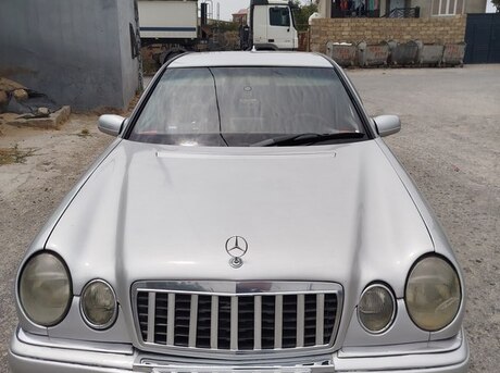 Mercedes E 290 1998