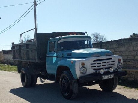 ZIL 130