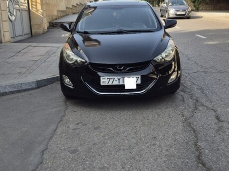 Hyundai Elantra 2011