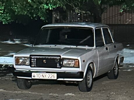 LADA (VAZ) 2107 2004