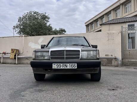 Mercedes 190 1992