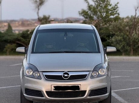 Opel Zafira 2005